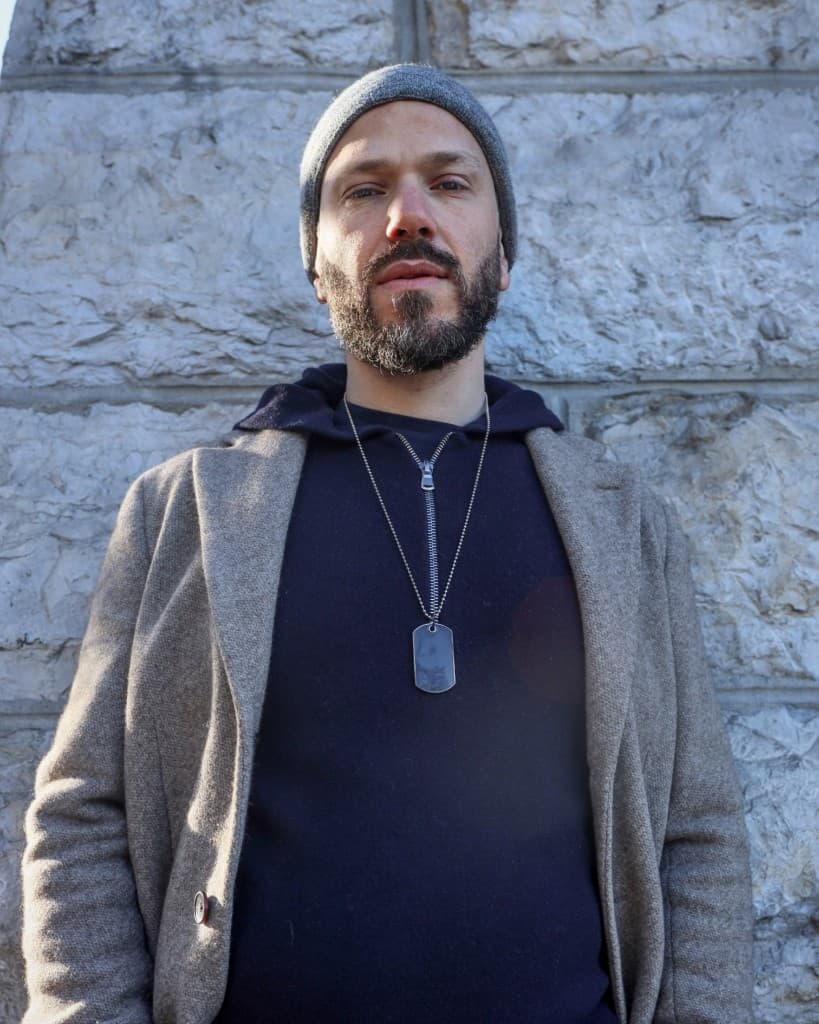 Masseur tantrique Lyon — Jacob — portrait naturel